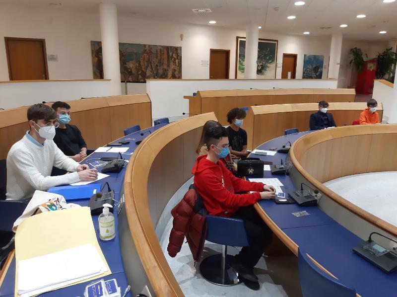 Consulta giovani, l'Amministrazione incontra gli studenti Consulta giovani, l'Amministrazione incontra gli studenti