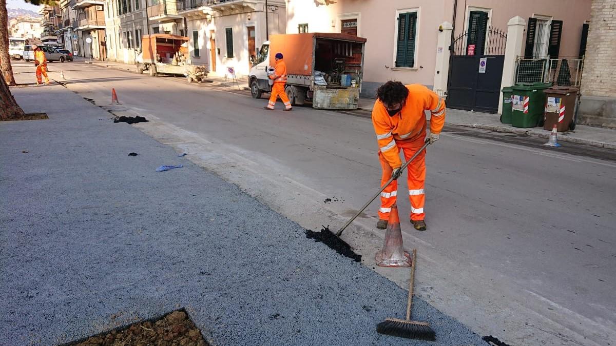 Decoro urbano, riconsegnata alla città l'area ciclopedonale sull'Albula